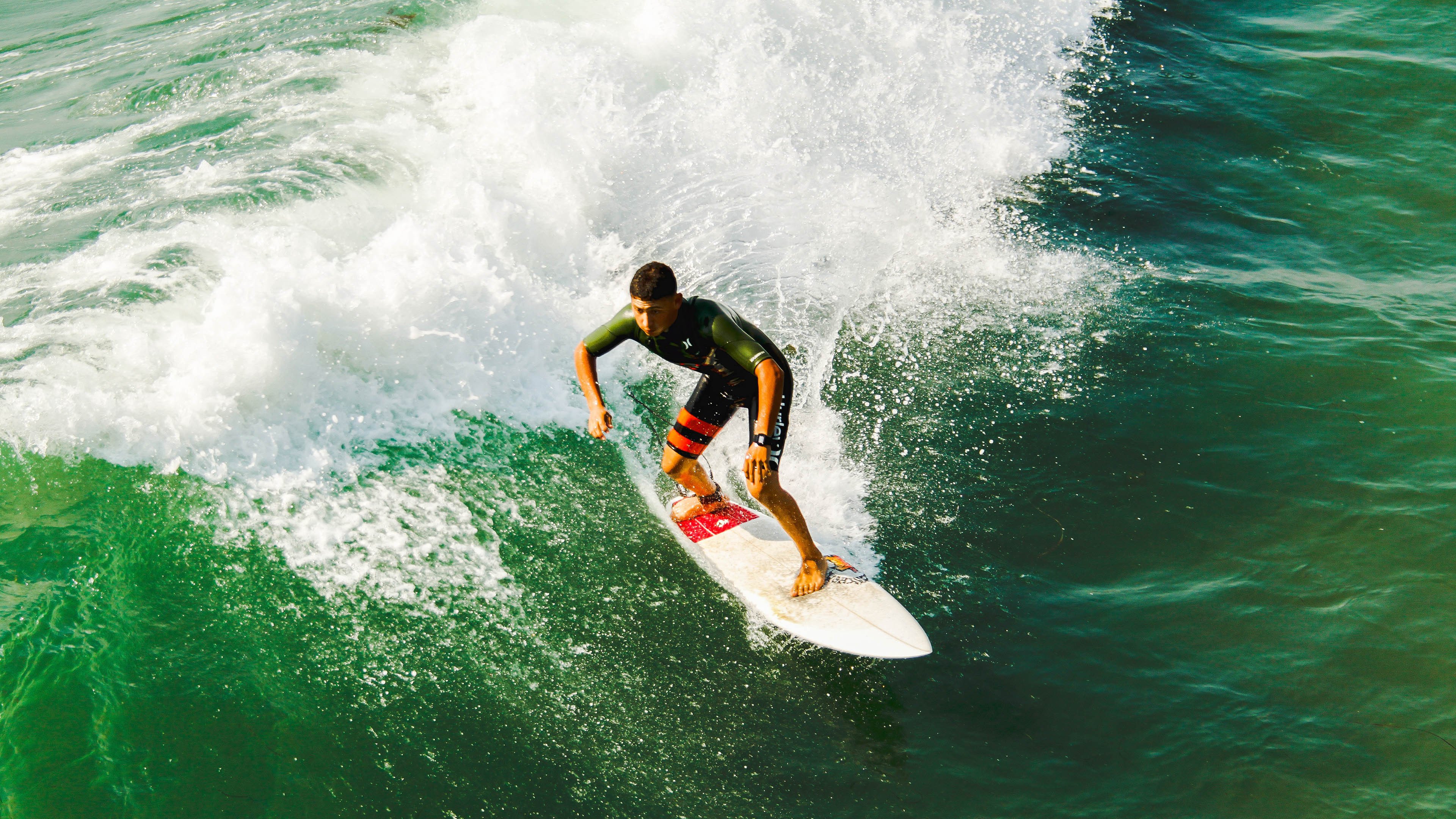霍勒迪在防守端贡献巨大抢断频频,霍勒迪 防守