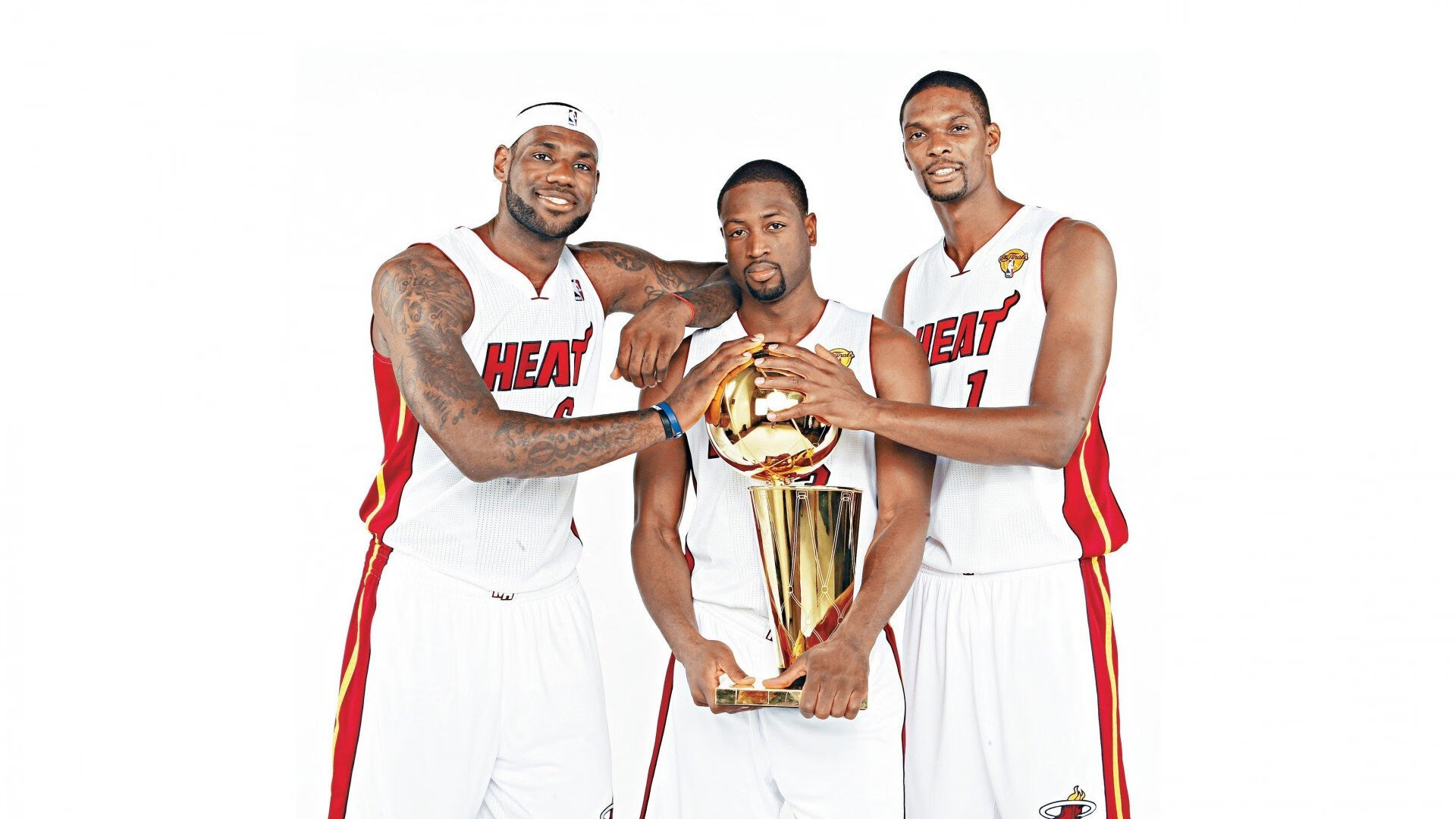 米兰体育登录入口官网-NBA防守革新从区域到换防，nba改防守规则